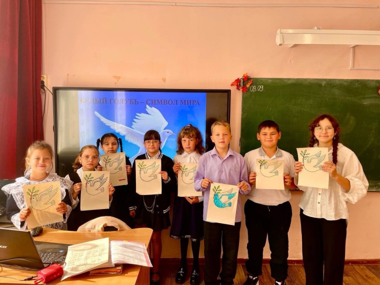 Акция "Белый голубь – символ Мира".